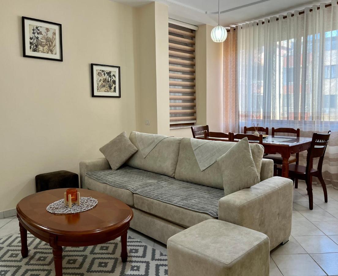 Appartement Beachside Family Nest Apt, Spacious & Cozy - By Beta Premium Golem (Tirana)